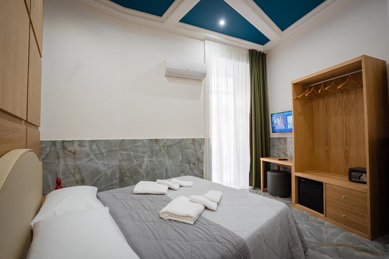 P.C. Boutique H. Vesuvius, Napoli Centro, By Clapa Group Hotel Exterior photo