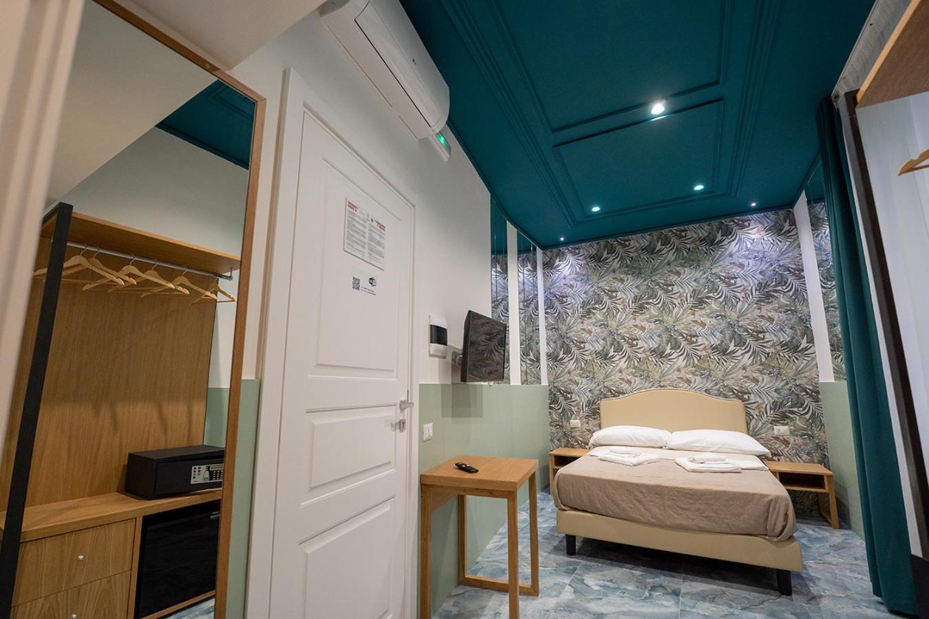P.C. Boutique H. Vesuvius, Napoli Centro, By Clapa Group Hotel Room photo
